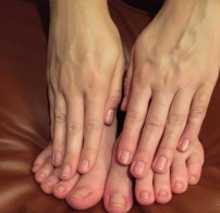 naked-toes.jpg
