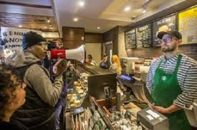 starbucks-megaphone